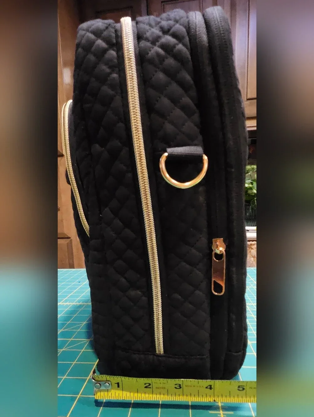 BAGSMART Quilted Black Organizer Case